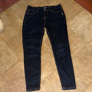 Silver Jeans Women's Dark Blue Skinny Jeans 29” waist and length